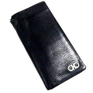 Salvatore Ferragamo Leather Gancini Long Black Bi-Fold Wallet – Luxury, Timeless